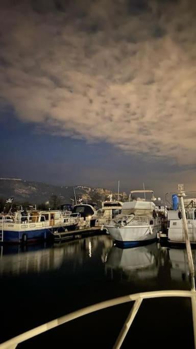 Peniche Cocoun Hotel Valence  Buitenkant foto